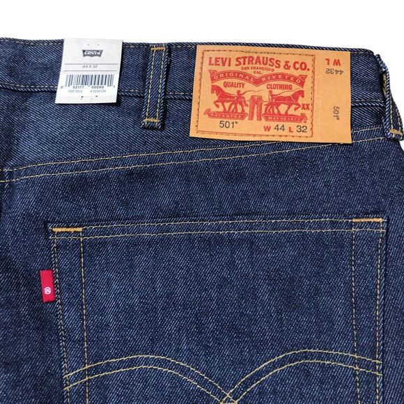 NEW Levi's 501 Original Shrink to Fit Jeans Blue Button Fly Straight Mens 44x32 - Picture 6 of 10